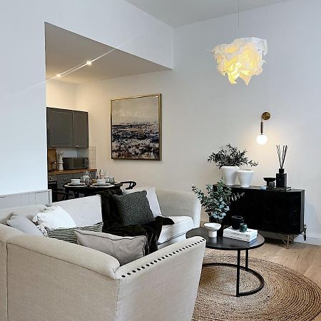 Todmorden Town Centre Apartment ภายนอก รูปภาพ