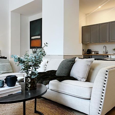 Todmorden Town Centre Apartment ภายนอก รูปภาพ