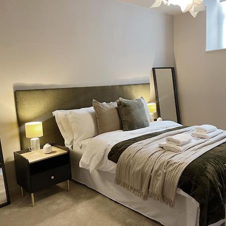 Todmorden Town Centre Apartment ภายนอก รูปภาพ