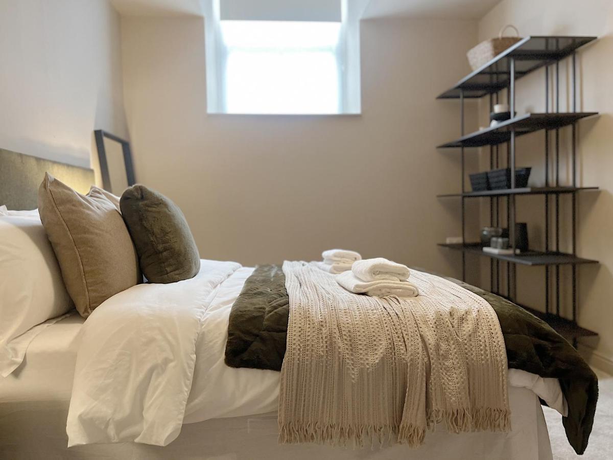 Todmorden Town Centre Apartment ภายนอก รูปภาพ