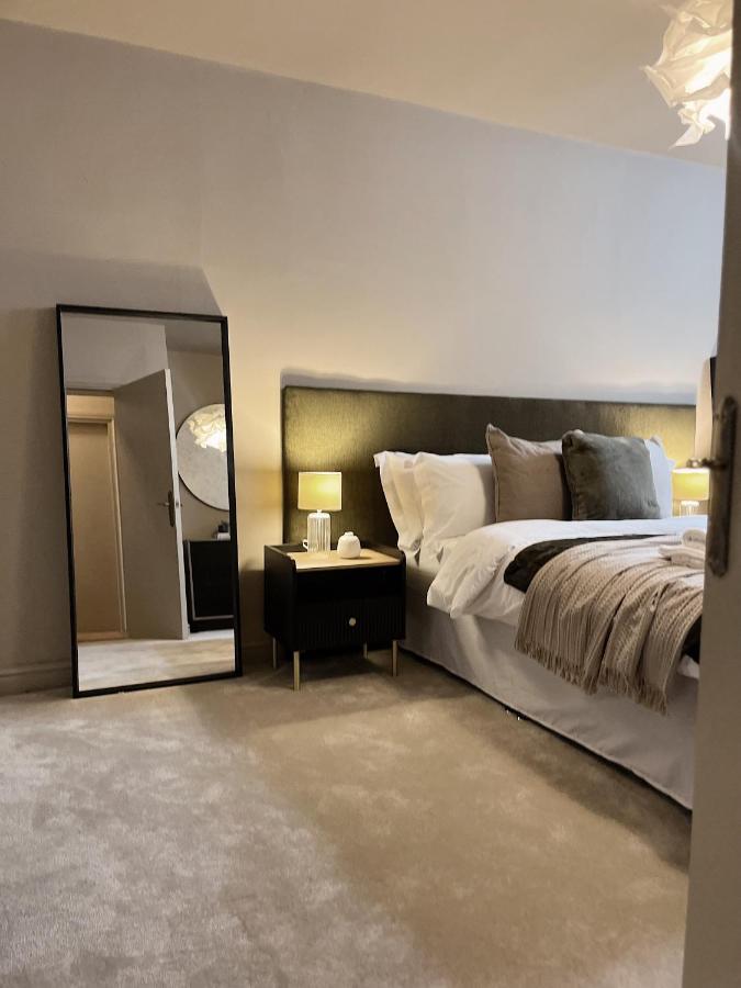 Todmorden Town Centre Apartment ภายนอก รูปภาพ