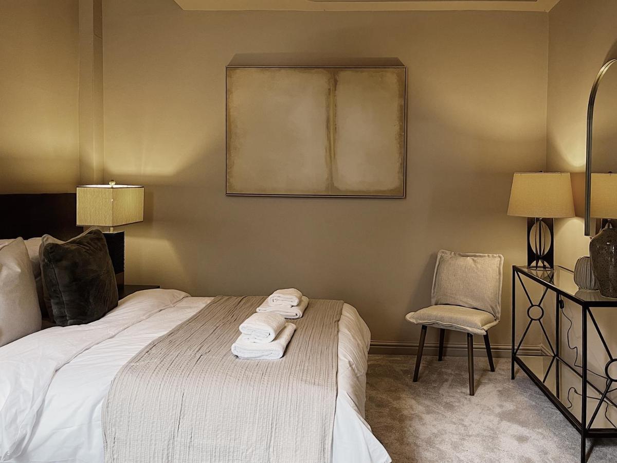 Todmorden Town Centre Apartment ภายนอก รูปภาพ