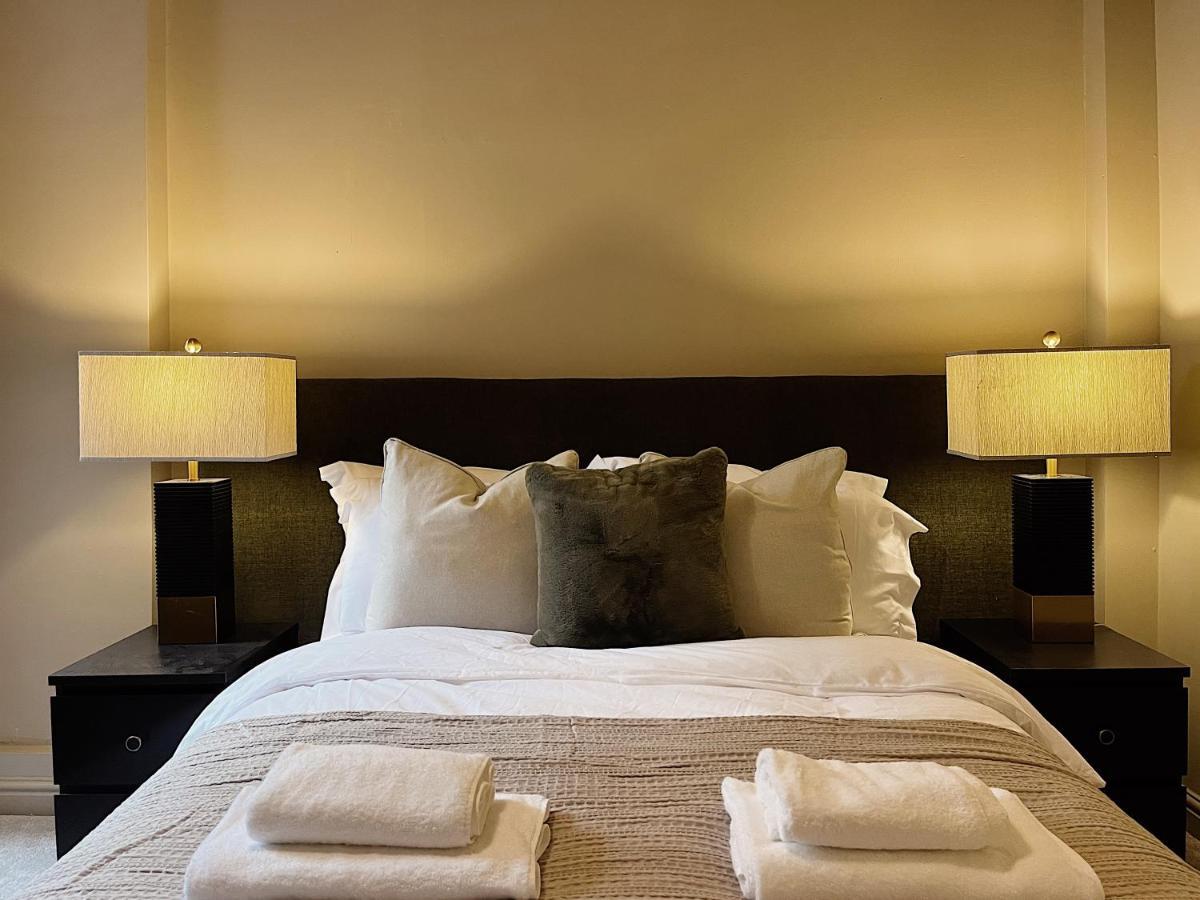 Todmorden Town Centre Apartment ภายนอก รูปภาพ